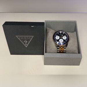 BRAND NEW Guess Watch